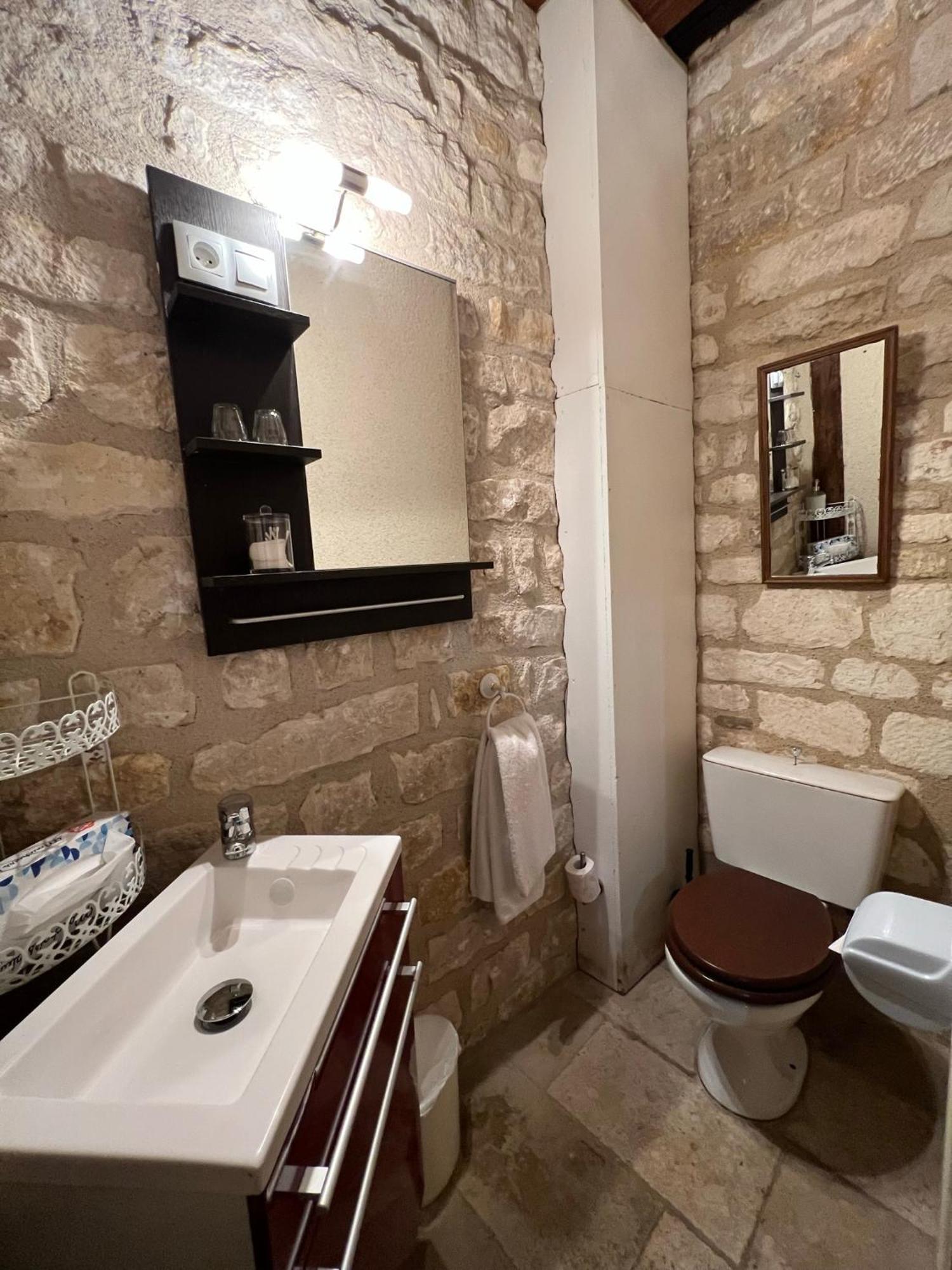 La Maison D'Alienor - Gites De Caractere A Chablis - 89 Esterno foto